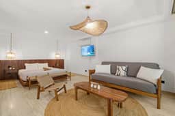 Rooftop Pool & Gym walkable studio full equipped - Image 2