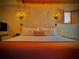 Elegant King Suite in San Miguel de Allende - Image 5