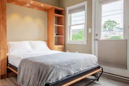 Eastern Market Carriage house efficiency // PRIVACY - Image 2