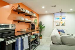 Private 1-BR / DC Residential-Style Stay / Parking - Image 3