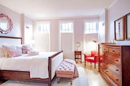 Heart of Capitol Hill Row House, Luxury & Location - Image 4
