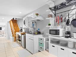 Sunny City Accommodations - Close to METRO and UMD - Image 3