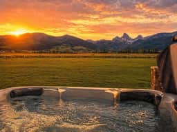 New Luxury 6BR Teton View Lodge - Summer Escape - Image 3