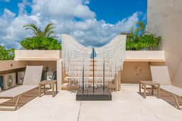 Suite with Swim-Up Pool - 10 Min from the Beach - Image 4