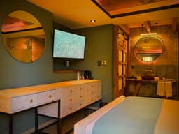 Casa Laja Boutique Hotel - King Suite Near Centro - Image 5