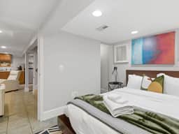 Cozy 1BR Brookland Studio - Walk to METRO station - Image 5