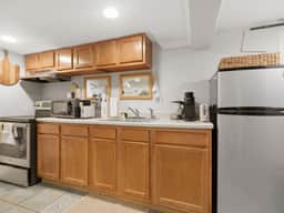 Cozy 1BR Brookland Studio - Walk to METRO station - Image 3