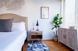 Modern 2BR - Near White House & Downtown DC - Image 5