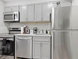 Modern 1BR Retreat in the Heart of Capitol Hill - Image 3