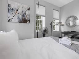 Stylish 1BR Capitol Hill - Walk to METRO - Image 5