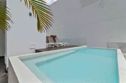 Modern 2BR Condo at The Building Loft - Pool - Image 4