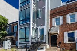 Modern and Stylish 2-Lvl 1-BR Penthouse Apt, Steps to H St - Image 2