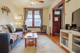 ✢ The E St Retreat ✢ Lovely 3-BR Nestled between H St & Eastern Market ✢ - Image 2