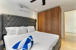 2BR Condo with Rooftop Pool & Gym in Aldea Zama - Image 3