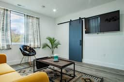 Spacious 2-BR 2-Bath | 3-Blocks to H St Corridor - Image 5