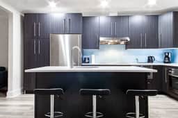 ✯ MODERN HOME IN UPSCALE NEIGHBORHOOD ✯ GEORGETOWN - Image 4