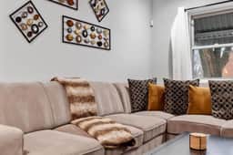 Authentically DC / Lovely SE 3-BR Rowhome / METRO - Image 5