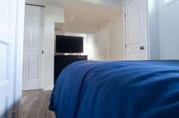 ✢ HOME AWAY FROM HOME ✢ PRIVATE DC APT. ✢ - Image 5