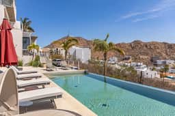 Stunning 3BR apartment with Amazing Views - Image 2