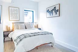 2-BR in Great DC Location / Transit & Shopping - Image 3