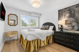 Arlington Convenience / Spacious & Modern - Image 2
