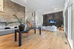Luxe 4BR Exec Family Haven | Nature + City Access - Image 5