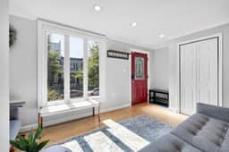 3-BR DC Townhome Getaway Close to It All - Image 2