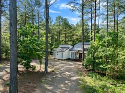 LUXE Privacy at Gorgeous Broken Bow Cabin Home - Image 2