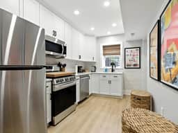 Capitol Hill Retreat Modern 2BR - Image 4