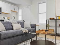 A Suite 2-BR DC Getaway, Close to Union Market - Image 5