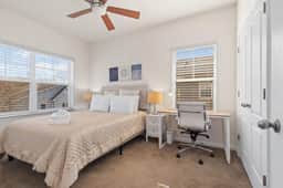Convenience at a Great Value 4-BR DC Homestay - Image 3