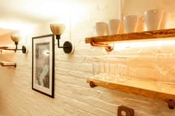 ✳ MODERN & SPACIOUS 1-BR ✳ SUBWAY // SHOPPING - Image 3