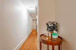 Refreshing & Private 1-BR / Public Transit Access - Image 4