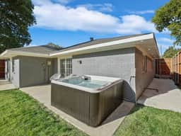 Modern Home in Prime Location - Hot Tub - Image 3