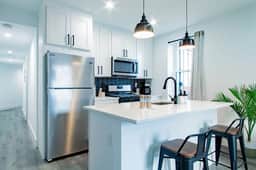 Roomy 2-BR 2-Bath | 3-Blocks to H St Corridor - Image 3