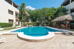Centro Holiday Home - Steps to Downtown Hot Spots - Image 4