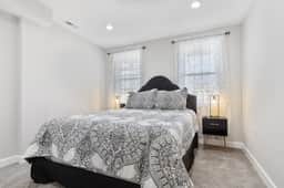 Charm City Homestay in Washington Village - Image 4