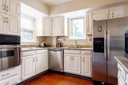 Chevy Chase//Bethesda Home Base ✢ Great for DC area travel! - Image 5
