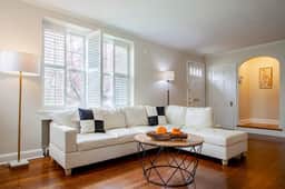 Chevy Chase//Bethesda Home Base ✢ Great for DC area travel! - Image 2