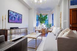 LUXE DC Townhome in The Heart of Capitol Hill - Image 2