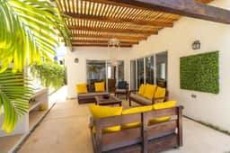 4BR Family home w/pool near beaches - Image 3