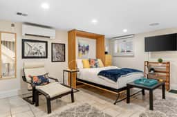 Stylish City Studio in the Heart of Capitol Hill - Image 4