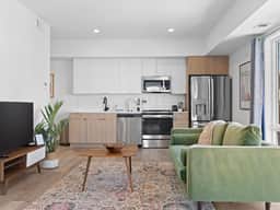 Lovely NoMa Nook Close to METRO and Union Market - Image 4
