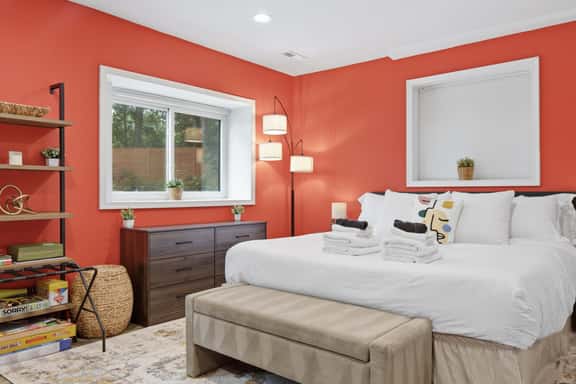 Family-Friendly Suite - Springfield METRO - Image 1