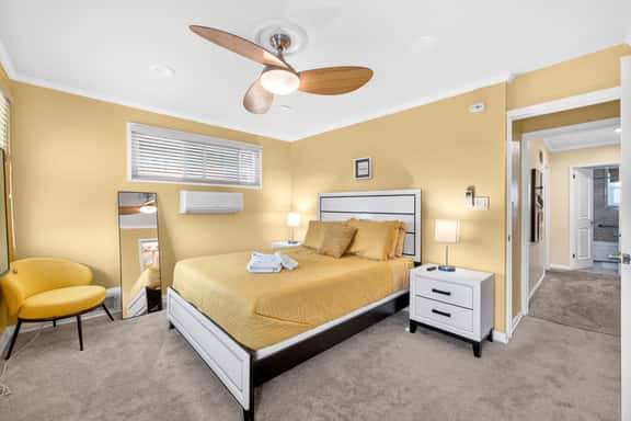 Vibrant Townhome w/ Patio in Green DC Area - Image 1