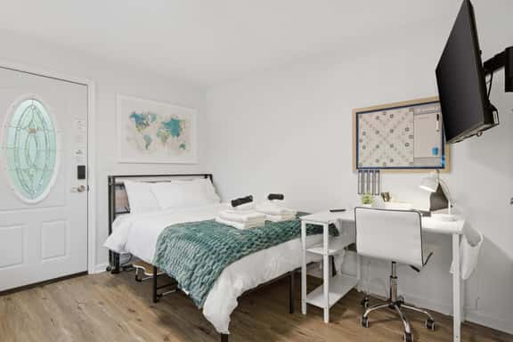 Private Studio Near Springfield METRO - Image 1