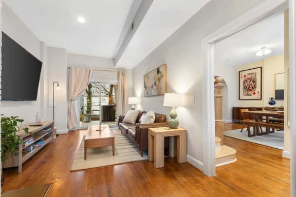 Spacious and Central DC 3-BR Getaway, Close to It All - Image 1