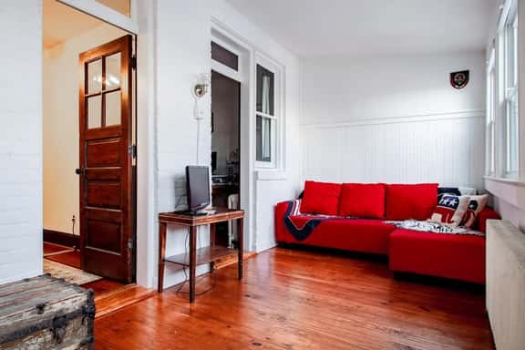 ✢ The E St Retreat ✢ Lovely 3-BR Nestled between H St & Eastern Market ✢ - Image 1