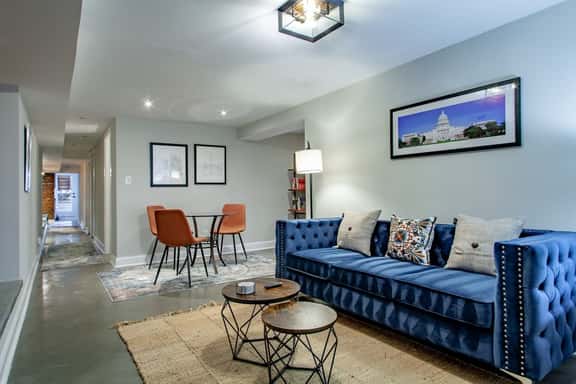 2-BR Petworth Pad / Walk to METRO Subway - Image 1