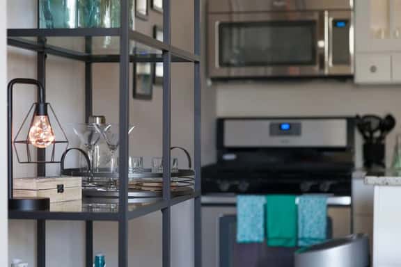 Cozy 1-BR Near The H Street Corridor - Image 1